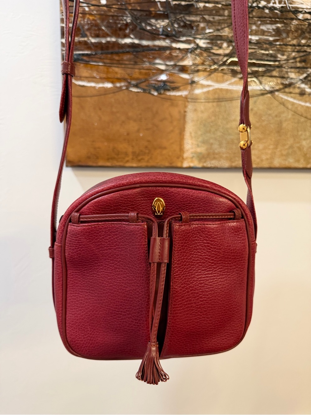 Vintage Les Must de Cartier Burgundy Leather Crossbody Bag excellent condition